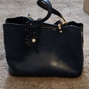 Elegant Black Leather Tote Bag